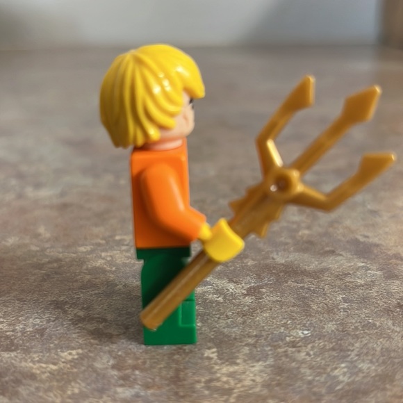 Aquaman Lego Minifigure - Picture 4 of 4